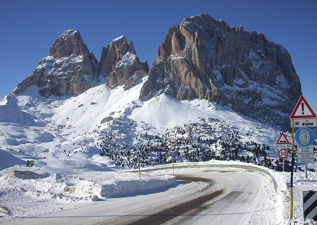 albergo ristorante canazei val di fassa moena saracino antermont agenzia immobiliare